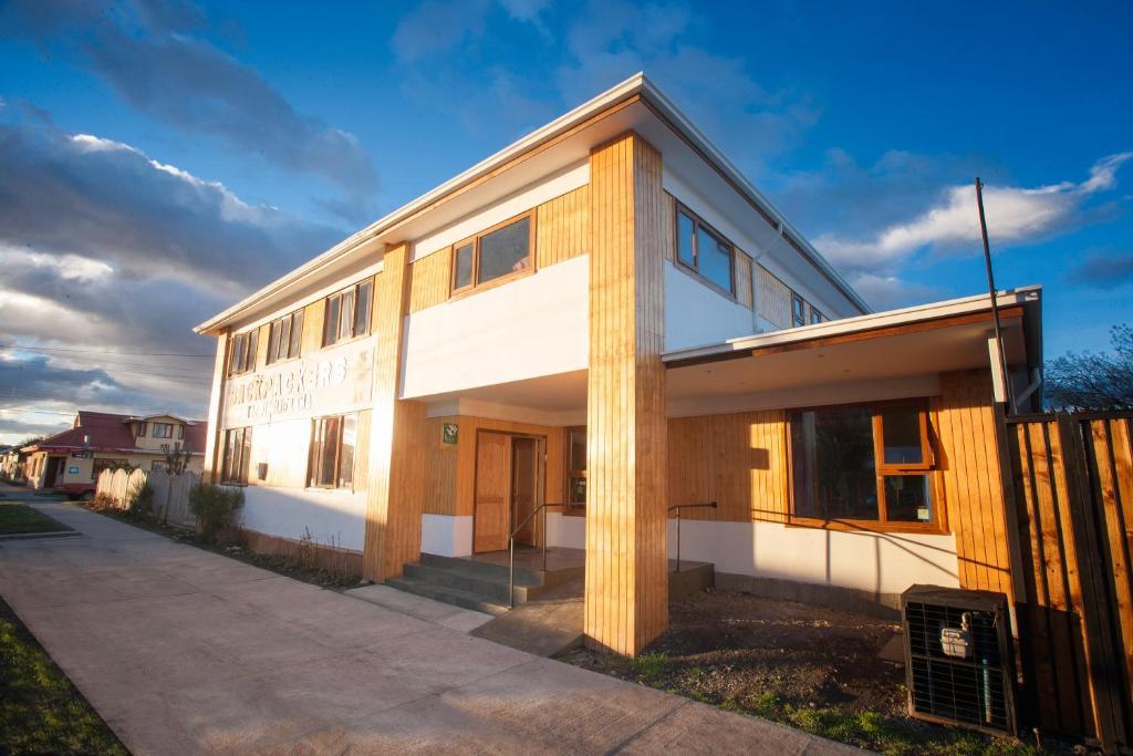The Singing Lamb Bed & Breakfast Puerto Natales Exterior foto